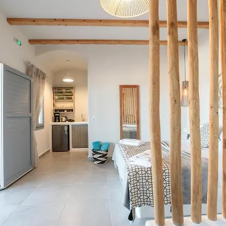 Africanis Отель Схинуса